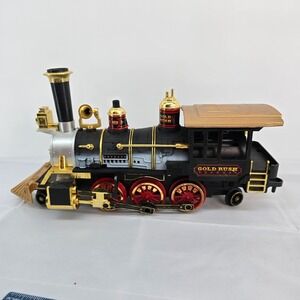 Vintage 1986 New Bright Gold Rush Express Steam Locomotive Train Engine G Scale
